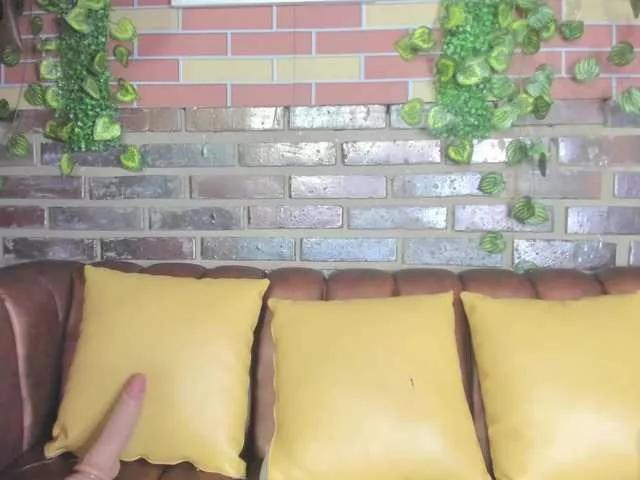 leigh-angels on BongaCams 