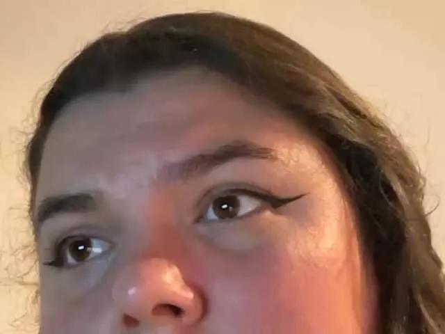 Leslie08 on BongaCams 