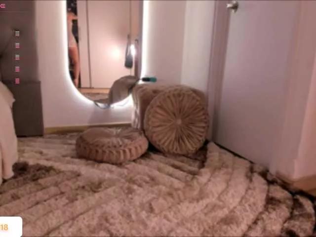 Lexie-red on BongaCams 