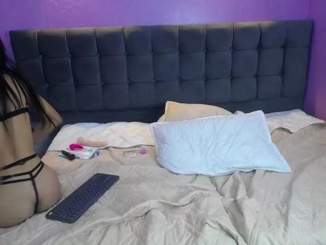 LiiaBlossom on BongaCams 