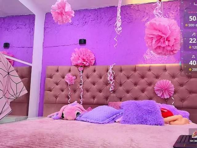 LiiaBlossom on BongaCams 