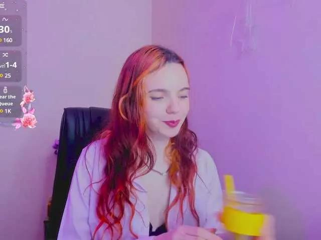 LinaBebi on BongaCams 