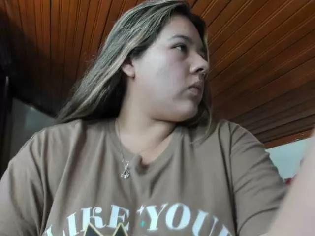 LinaBrowm on BongaCams 