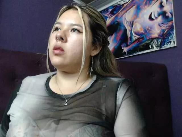LinaBrowm on BongaCams 