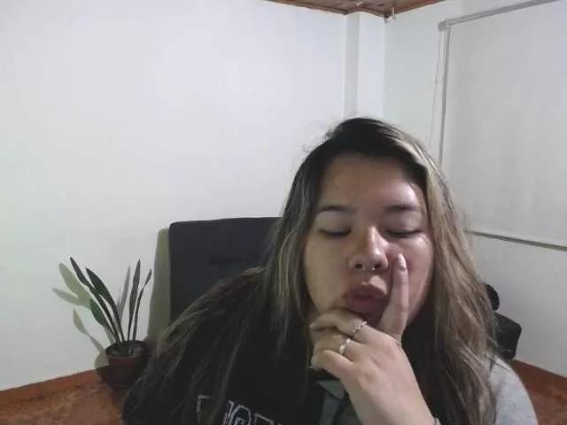 LinaBrowm on BongaCams 