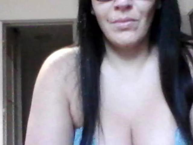 Lindafrancaise on BongaCams 