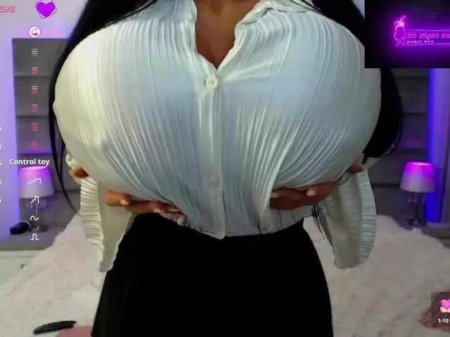 LinettAbsolut on BongaCams 