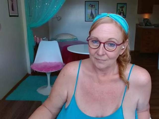LisaLinny on BongaCams 