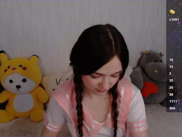 litle-viola on BongaCams 
