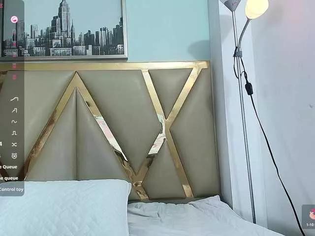 littleebonymommy on BongaCams 