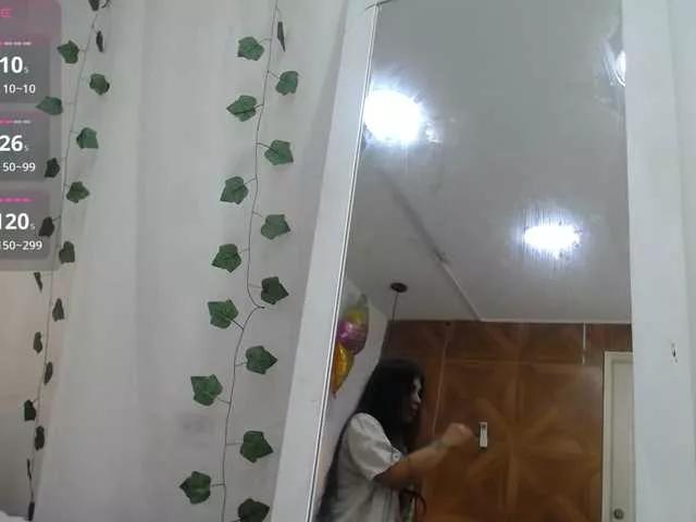lizzybarbie1 on BongaCams 