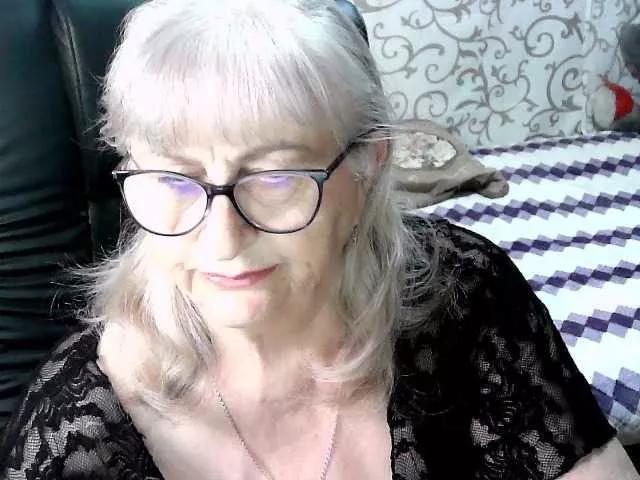 LolkaAlyss on BongaCams 