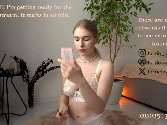 lorrielovestory on BongaCams 