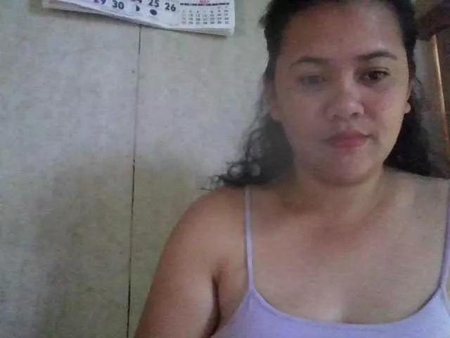 LovelyShaxxx3 on BongaCams 