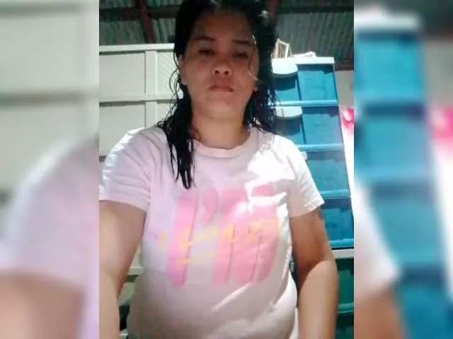 LovelyShaxxx3 on BongaCams 