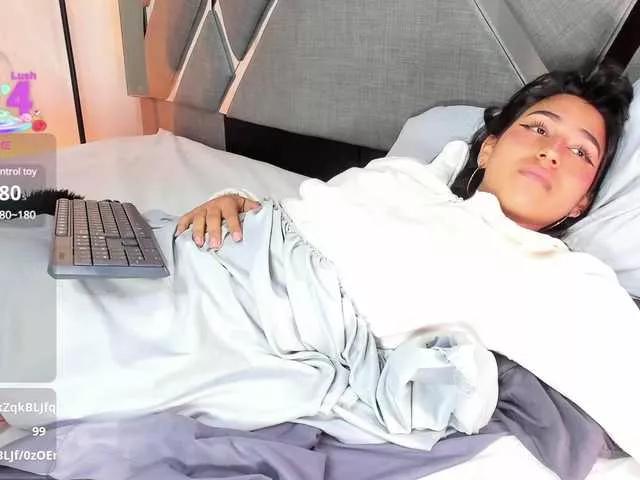 LunaGates on BongaCams 