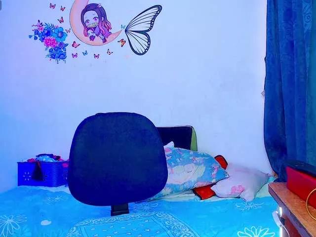 lyalatin4 on BongaCams 