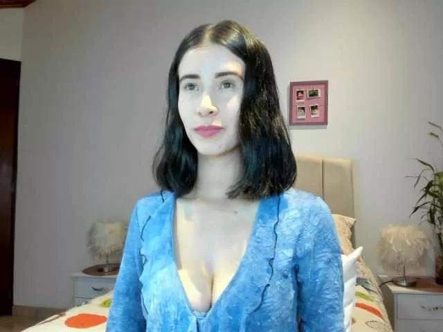 macarena-60 on BongaCams 
