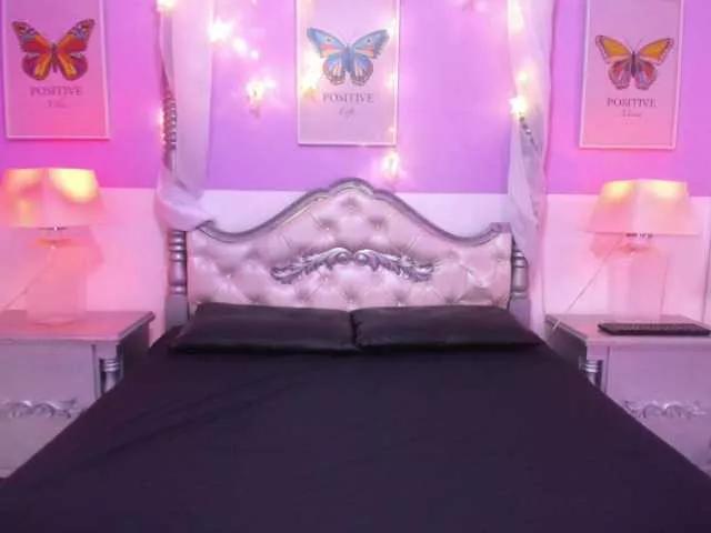 MadyWatson on BongaCams 