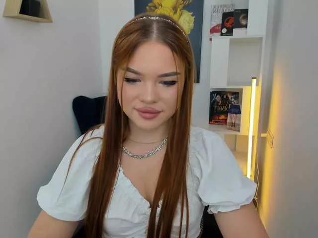 MagicEyesa on BongaCams 