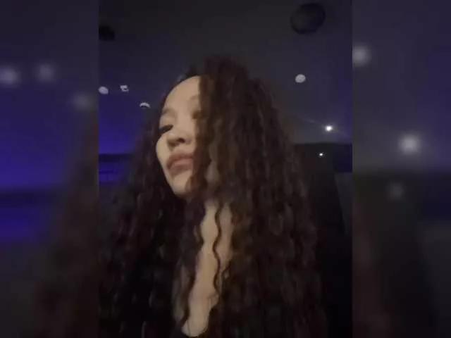 Manamy on BongaCams 