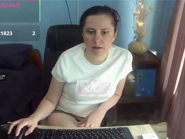 mandarinka28 on BongaCams 