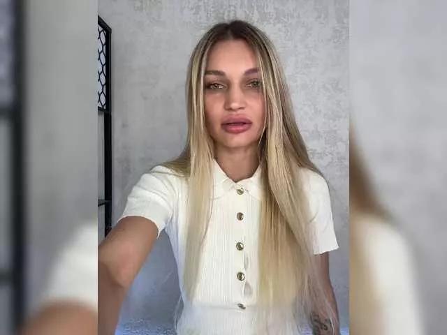 Manymoney1 on BongaCams 