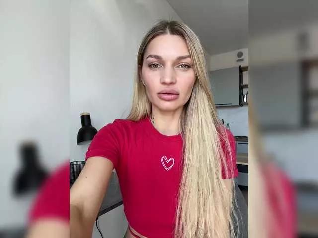 Manymoney1 on BongaCams 