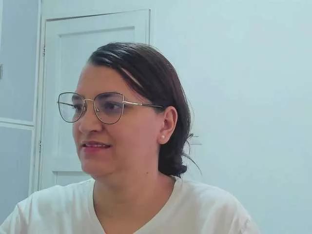 MARILYNG on BongaCams 