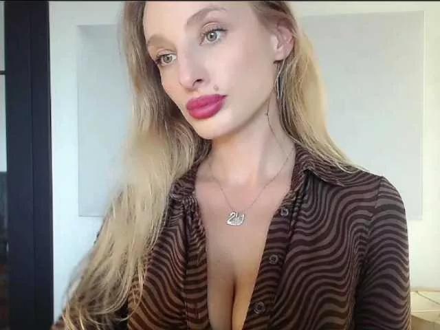 MarilynShow on BongaCams 