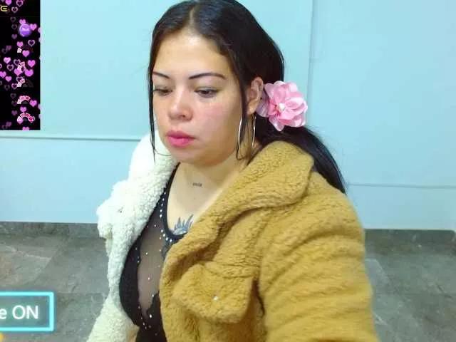 martina-tay on BongaCams 
