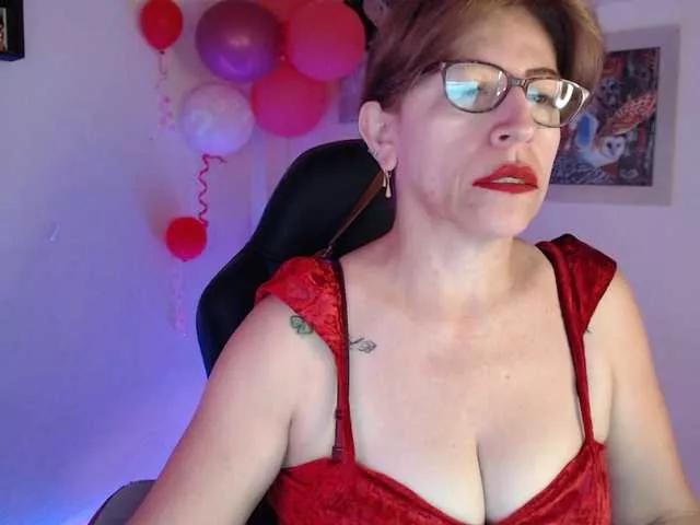 maturehot-1 on BongaCams 