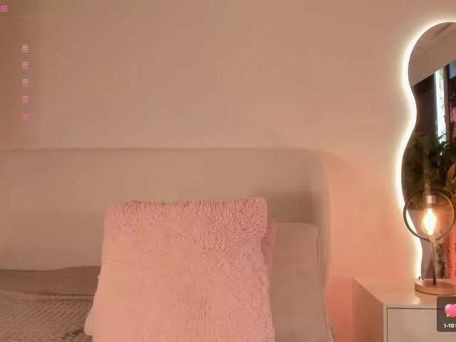 Megan-Holly on BongaCams 