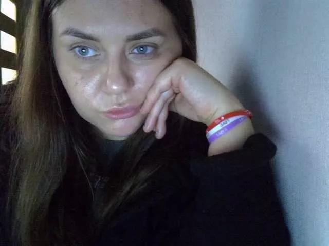midnightrose181 on BongaCams 