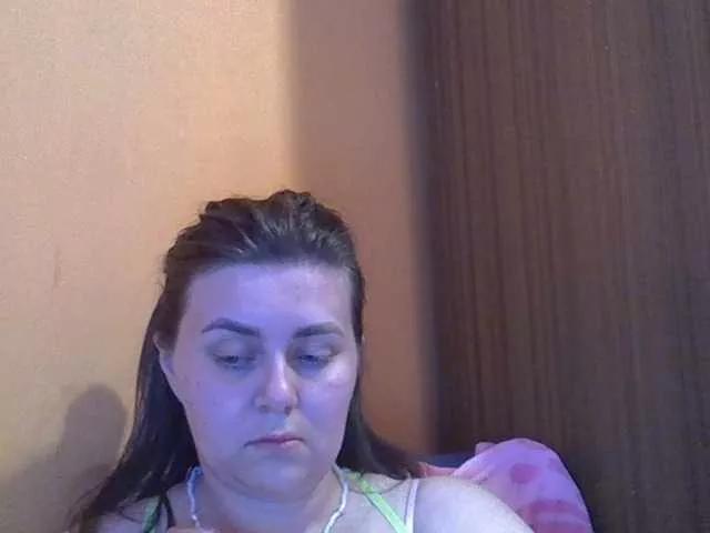 midnightrose181 on BongaCams 