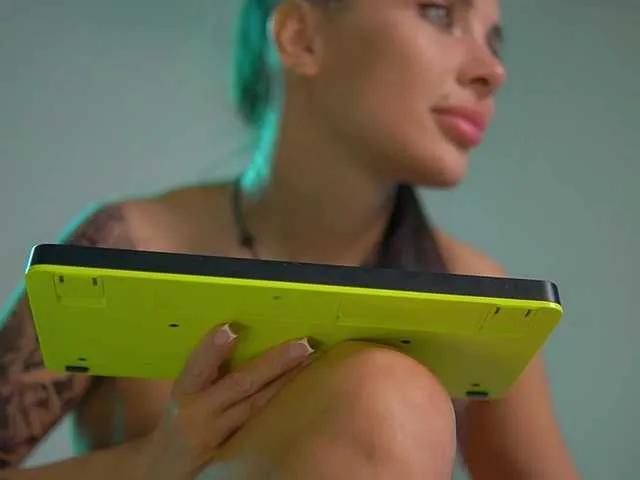 Naked MilaMayy from BongaCams MilaMayy from BongaCams