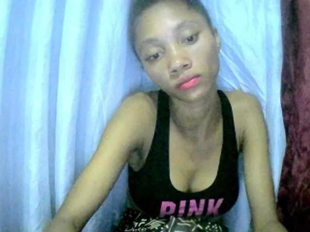 Monicaxa on BongaCams 