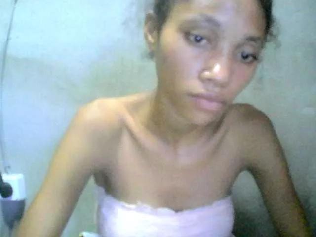 Monicaxa on BongaCams 