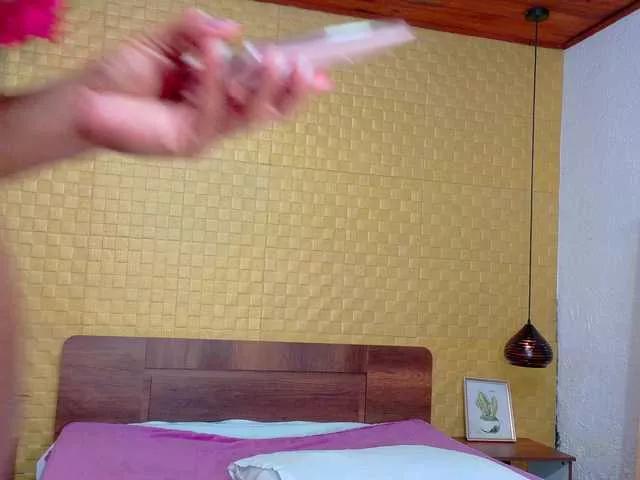 Mrs-booty on BongaCams 