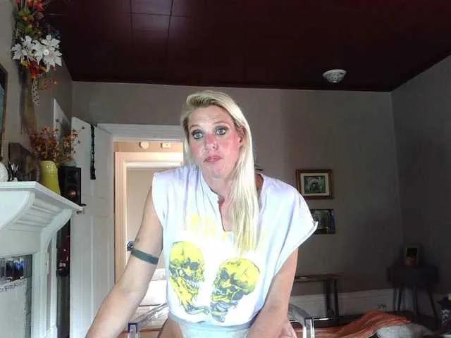 mylfGlama on BongaCams