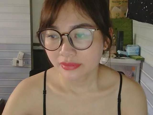 nana7777 on BongaCams