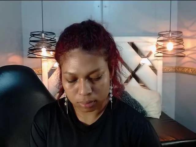 NaomiSmiths on BongaCams 
