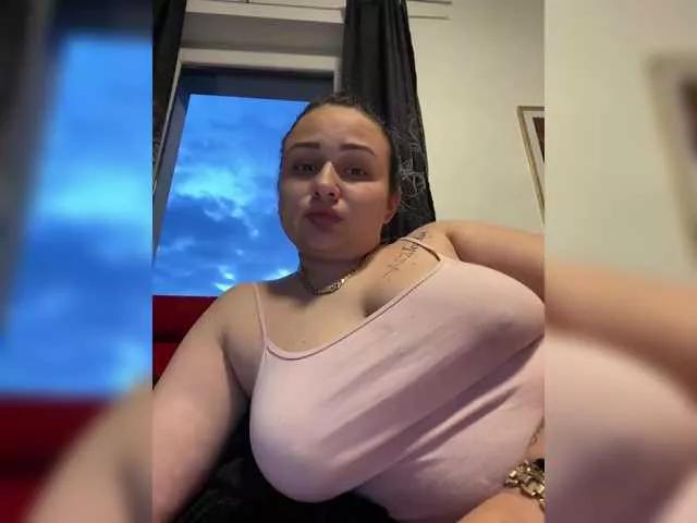 naughtyass on BongaCams 