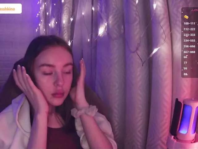 Nestyzz on BongaCams 