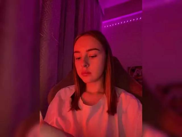Nestyzz on BongaCams 