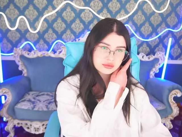 NeylaCharm on BongaCams 