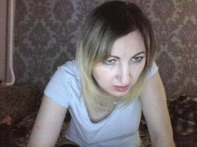 Nushka1939 on BongaCams 