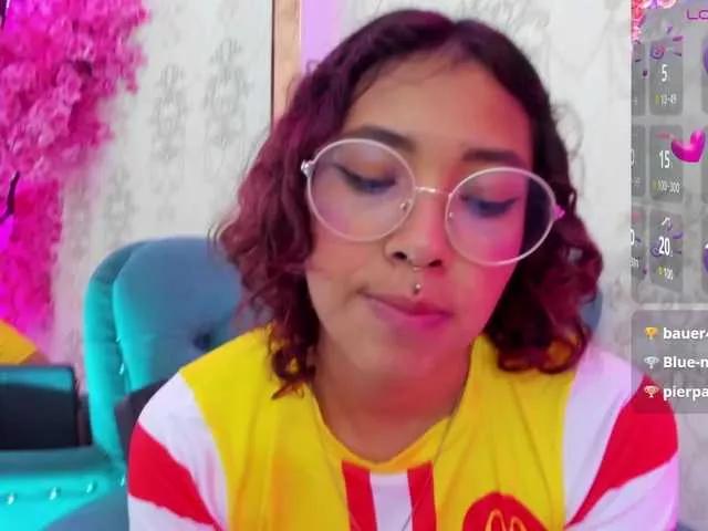 Oliv-Jones on BongaCams 