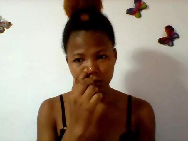 oliviette on BongaCams 