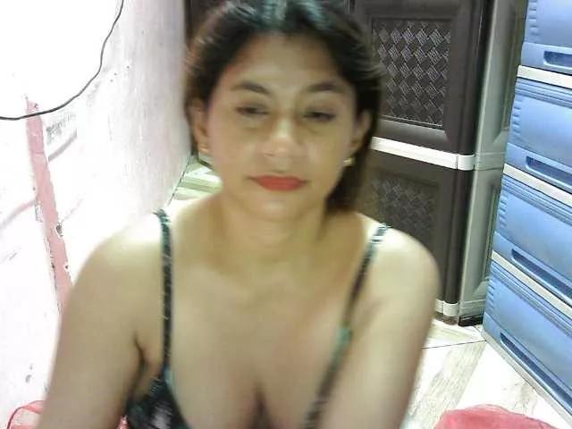 peenastyfame on BongaCams 